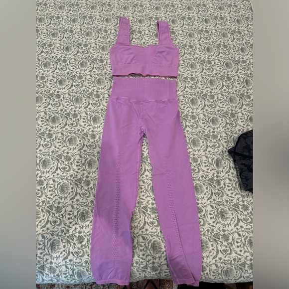 Free People Movement Workout Set - Picture 2 of 2